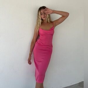 NWT WE WORE WHAT
Charmeuse Cowl Midi Dress Pink